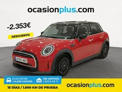 Rojo Usado 2024 Mini Cooper Utilitario | 25.890 € (Un poco caro)