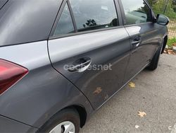 Gris / plata Usado 2017 Hyundai i20 Berlina | 6000 € (Buen precio)