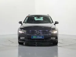 Gris Usado 2021 VW Passat Executive Familiar | 20.390 € (Precio justo)