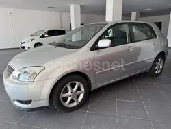 Gris / plata Usado 2003 Toyota Corolla Sol Berlina | 5000 € (Un poco caro)