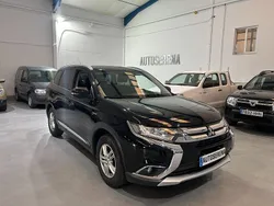 Negro Usado 2015 Mitsubishi Outlander Motion SUV | 12.900 € (Precio justo)