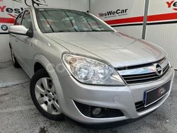Gris / plata Usado 2009 Opel Astra Enjoy Berlina | 4690 € (Precio justo)