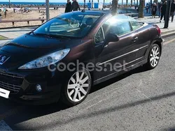 Marrón Usado 2013 Peugeot 207 CC Descapotable | 7500 € (Precio justo)