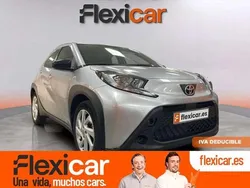 Gris Usado 2024 Toyota Aygo X-play Utilitario | 14.790 € (Precio justo)