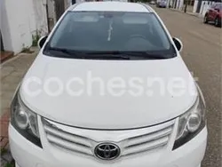 Blanco Usado 2015 Toyota Avensis Advance Familiar | 11.000 € (Precio justo)