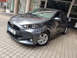 Gris / plata Usado 2022 Toyota Yaris Berlina | 18.500 € (Precio justo)