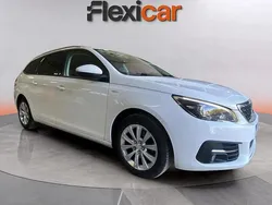 Blanco Usado 2020 Peugeot 308 Allure Familiar | 10.490 € (Buen precio)
