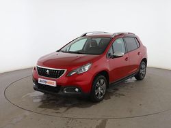 Rojo Usado 2018 Peugeot 2008 Style SUV | 9799 € (Precio justo)