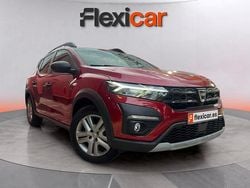 Rojo Usado 2022 Dacia Sandero Comfort Utilitario | 11.990 € (Precio justo)