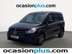 Rojo Usado 2023 Mercedes 180 Berlina | 22.270 € (Buen precio)