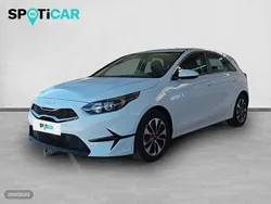 Blanco Usado 2024 Kia Ceed Berlina | 18.800 € (Precio justo)