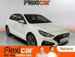 Blanco Usado 2021 Hyundai i30 Berlina | 14.490 € (Precio justo)