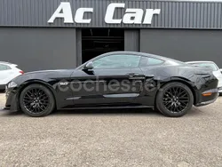 Negro Usado 2022 Ford Mustang GT Coupe | 46.800 € (Precio justo)