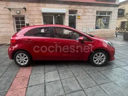 Granate Usado 2017 Kia Rio Berlina | 9890 € (Buen precio)