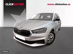 Plateado Usado 2025 Skoda Fabia Essence Utilitario | 16.850 € (Precio justo)