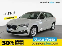 Gris Usado 2019 Skoda Scala First Edition Utilitario | 18.900 € (Un poco caro)