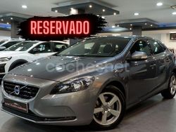 Gris / plata Usado 2016 Volvo V40 Kinetic Berlina | 15.290 € (Precio justo)