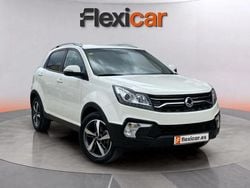 Blanco Usado 2017 Ssangyong (KGM) Korando Limited SUV | 12.490 €