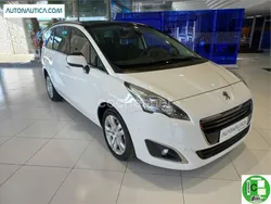 Blanco Usado 2016 Peugeot 5008 Style Monovolumen | 9000 € (Precio justo)