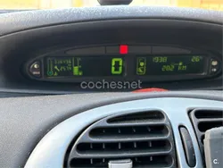 Gris / plata Usado 2006 Citroën Xsara Picasso Exclusive Monovolumen | 3200 € (Caro)