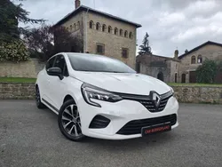 Blanco Usado 2023 Renault Clio V Techno Utilitario | 15.999 € (Precio justo)