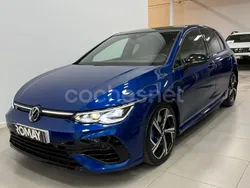 Azul Usado 2021 VW Golf VIII R Berlina | 41.490 € (Un poco caro)