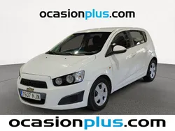 Blanco Usado 2012 Chevrolet Aveo LT Utilitario | 4390 € (Super precio)