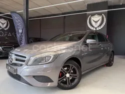 Gris / plata Usado 2014 Mercedes A180 Urban Berlina | 13.999 € (Precio justo)