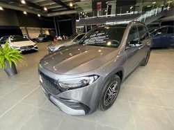Gris Nuevo 2025 Mercedes EQB250+ SUV | 51.900 € (Precio justo)