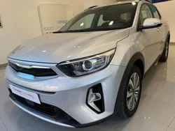 Gris / plata Usado 2025 Kia Stonic SUV | 19.900 € (Precio justo)