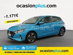 Gris / plata Usado 2023 Hyundai i20 Berlina | 12.890 € (Precio justo)