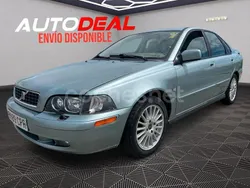 Gris / plata Usado 2003 Volvo S40 Summum Berlina | 4500 €