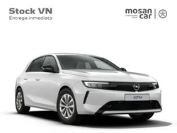 Arktis white/kristall silver Nuevo 2024 Opel Astra Edition Berlina | 23.400 € (Precio justo)