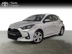 Blanco Usado 2024 Toyota Yaris Hybrid Active Berlina | 21.890 € (Precio justo)