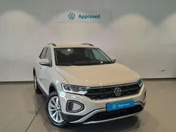 Gris Usado 2024 VW T-Roc Life SUV | 25.800 € (Un poco caro)