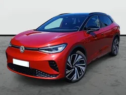 Rojo intenso metalizado con techo negro Usado 2025 VW ID.4 GTX SUV | 39.990 € (Caro)