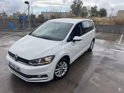 Blanco Usado 2017 VW Touran Advance Monovolumen | 13.900 € (Buen precio)
