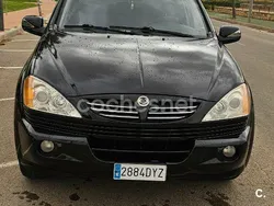 Negro Usado 2006 Ssangyong Kyron SUV | 4350 € (Precio justo)
