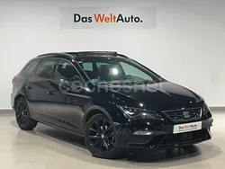 Negro Usado 2020 Seat Leon FR Familiar | 17.490 € (Un poco caro)