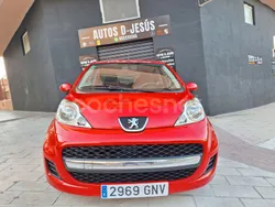 Rojo Usado 2010 Peugeot 107 Utilitario | 3900 €