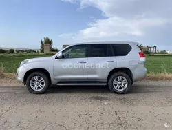 Gris / plata Usado 2010 Toyota Land Cruiser Limited SUV | 33.000 € (Caro)