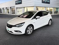 Blanco Usado 2019 Opel Astra Dynamic Berlina | 11.900 € (Un poco caro)
