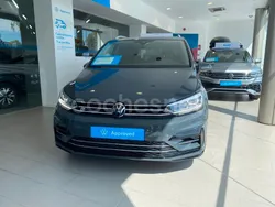 Gris / plata Nuevo 2025 VW Touran R-line Monovolumen | 45.750 €