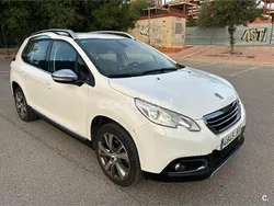 Blanco Usado 2015 Peugeot 2008 Allure SUV | 8500 € (Buen precio)
