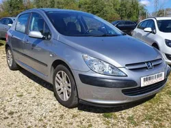 Gris Usado 2000 Peugeot 307 Berlina | 3500 € (Un poco caro)