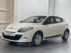 Blanco Usado 2011 Renault Mégane III Berlina | 6500 € (Precio justo)