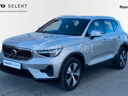 Gris / plata Usado 2023 Volvo XC40 Core SUV | 35.000 € (Precio justo)