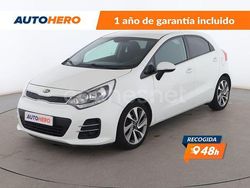 Blanco Usado 2016 Kia Rio Berlina | 9999 € (Precio justo)