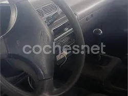 Blanco Usado 2002 Nissan Cargo Familiar | 3500 €