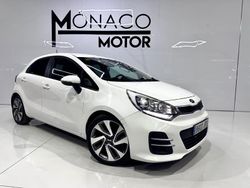 Blanco Usado 2016 Kia Rio Berlina | 7999 € (Precio justo)